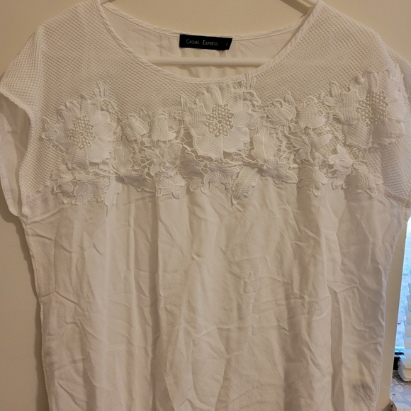 casual express Tops - Woman's casual express L floral